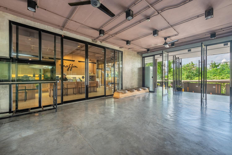 Public Area 3, Shin Muffin ABAC Bangna, Bang Bo