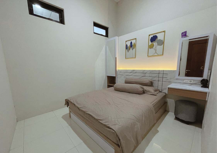 Bedroom 4, Villa Omahku, Malang