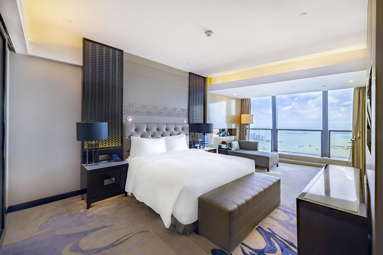 Bedroom 4, Hilton Haikou, Haikou