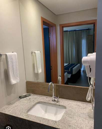Bathroom 3, QUINTA SANTA BARBARA ECO RESORT, Pirenópolis