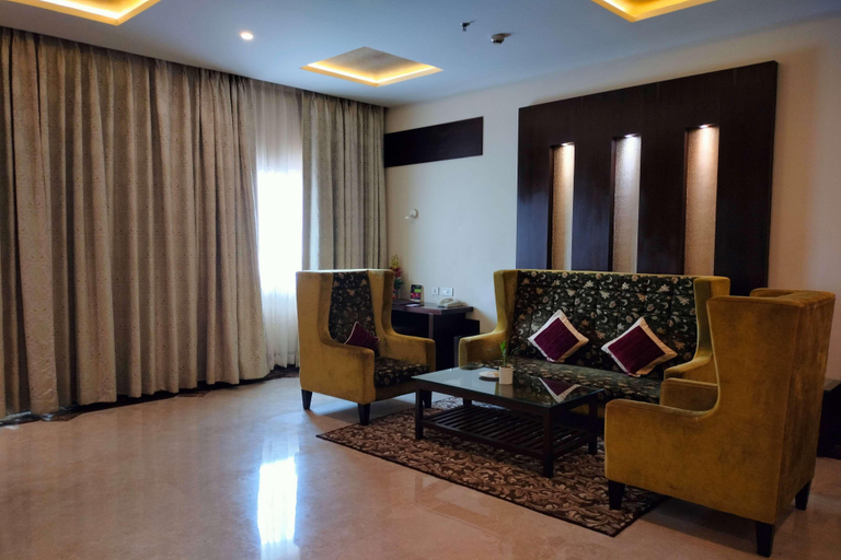 Bedroom 3, Ramada By Wyndham Varanasi Katesar, Varanasi