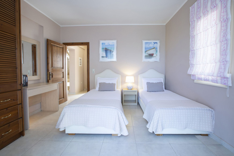 Room 2, Villa Olivia in Perigiali, Ionian Islands