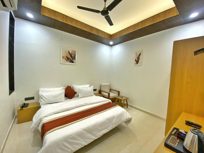 Bedroom 2, Luxe Stays, Jaipur
