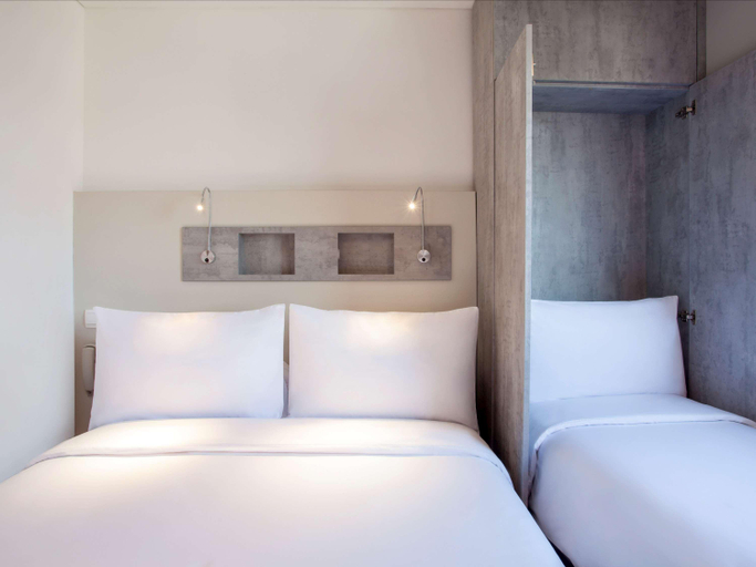 Bedroom 4, ibis budget Surabaya Diponegoro, Surabaya