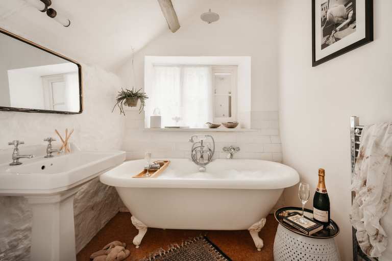 Room 2, Weeke Brook in Chagford, Devon