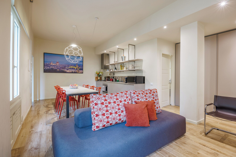 Others 5, Lucy Florence Charming Modern Apartment, Florence