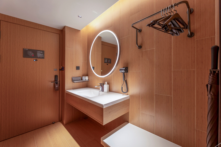 Bathroom 3, JI Hotel (Ma'anshan Economic Development Zone Cihu River Road), Ma'anshan