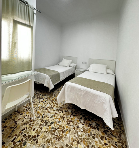 Others 5, Hostal Mellizo, Sevilla