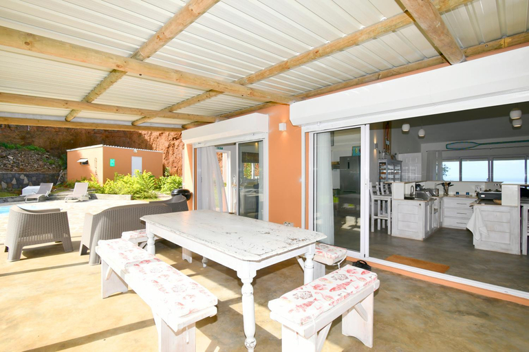 Facilities 2, Zi Limon