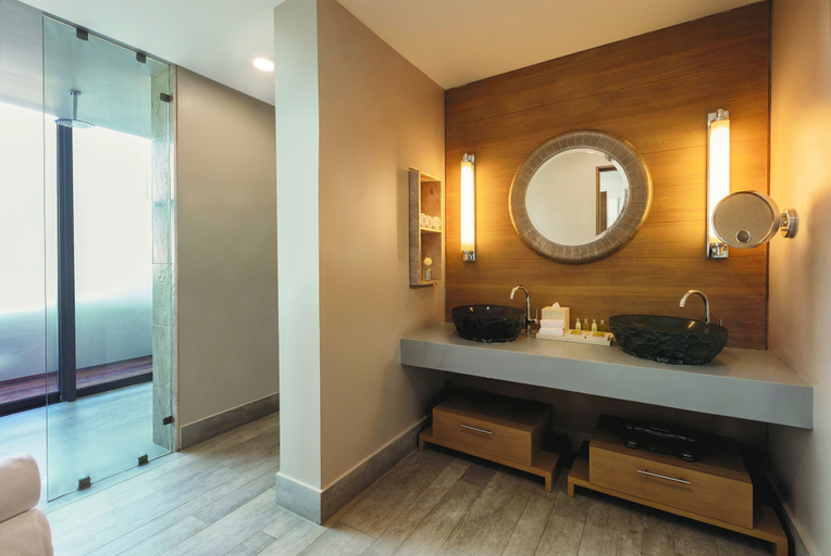 Bathroom 5, The Yucatan Playa del Carmen, Tapestry Collection by Hilton, Cozumel