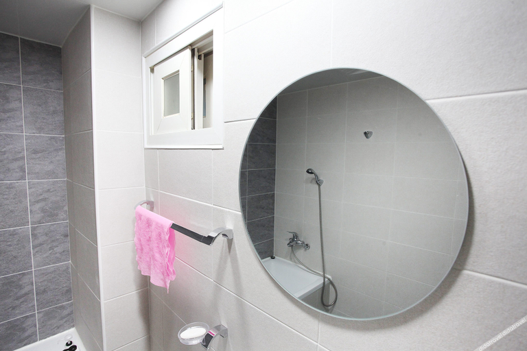 Others 3, Hwagok Aria, Gangseo