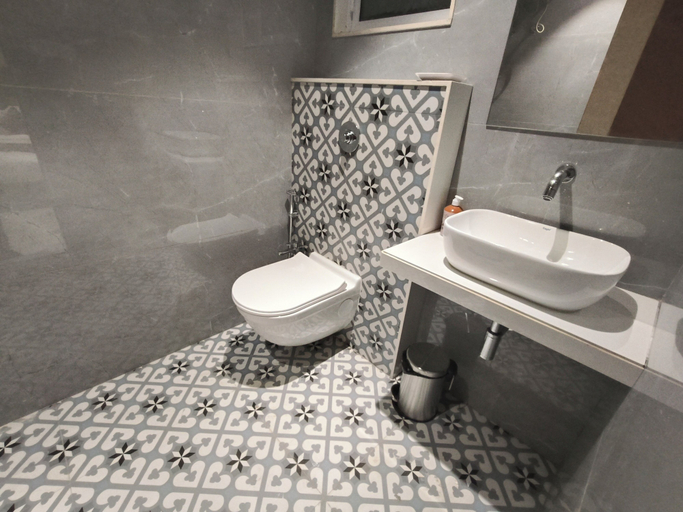 Bathroom 5, Hotel Prime Suites Airoli, Thane