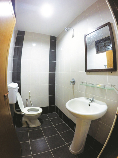 Bathroom 3, Perhentian Tivoli Inn, Besut