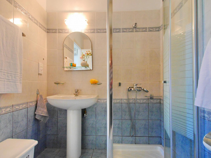 Bathroom, Villa Afroditi in Spartia, Ionian Islands