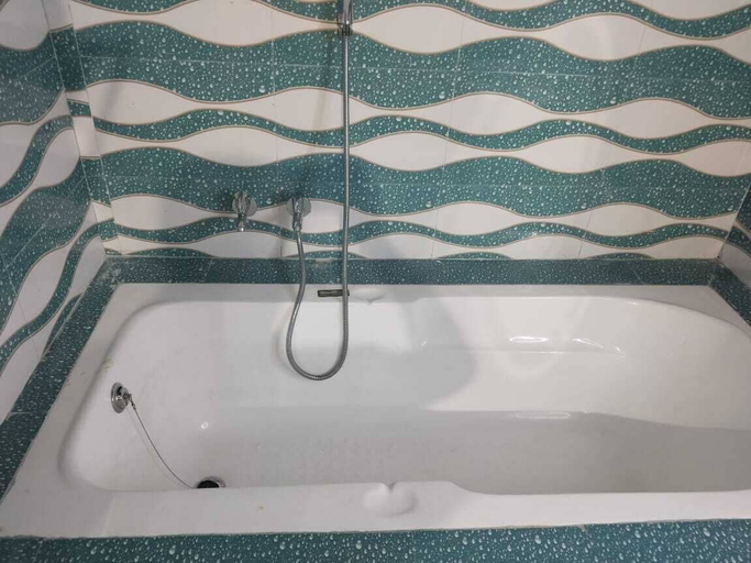 Bathroom 3, Evencia Resort, Nainital