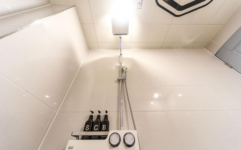 Bathroom 5
