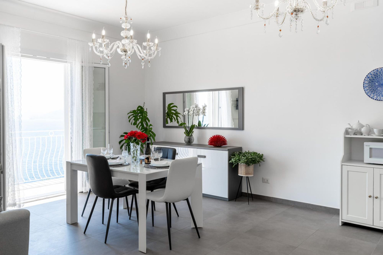 Room 4, Casa Clara - Modern House With Breathtaking Views of Capri and Positano, Salerno