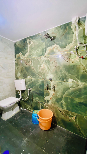Bathroom, Hotel Shree Sita Ram Kutti, Ujjain
