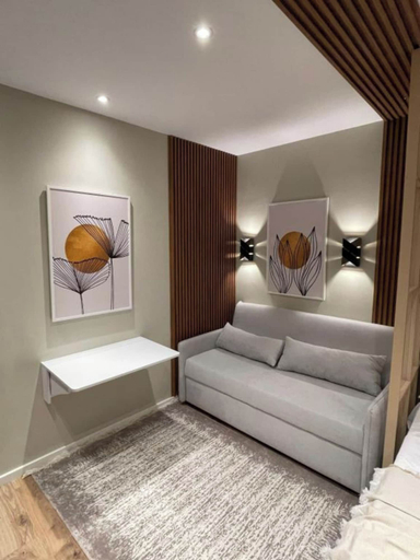 Others 5, Tirent Apartment-Studio Central, Tiranës
