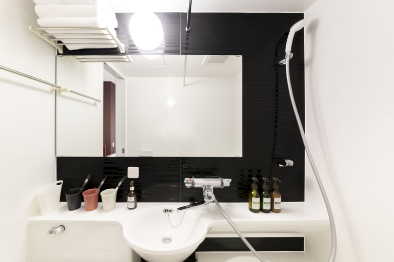 Bathroom 5, Smart Place Inn Kyoto Nijojo-mae Station, Kyoto
