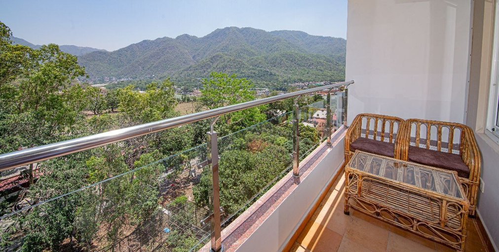 Others 5, Luxury 3 Bedroom's Apartment, Garhwal
