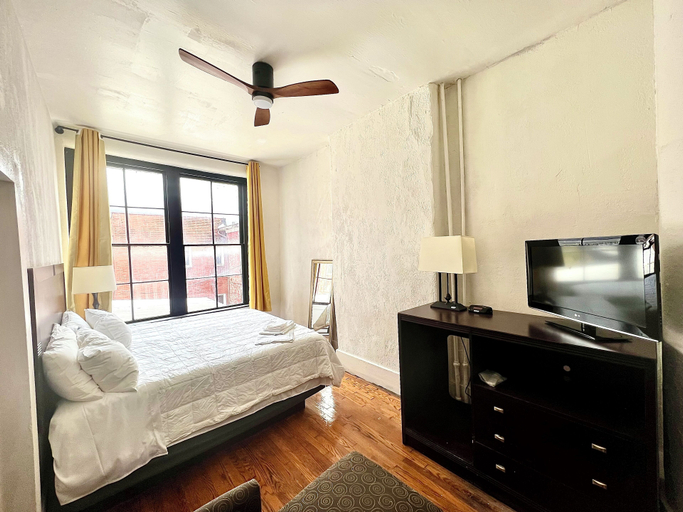 Bedroom 3, The Fallon Hotel, Clinton
