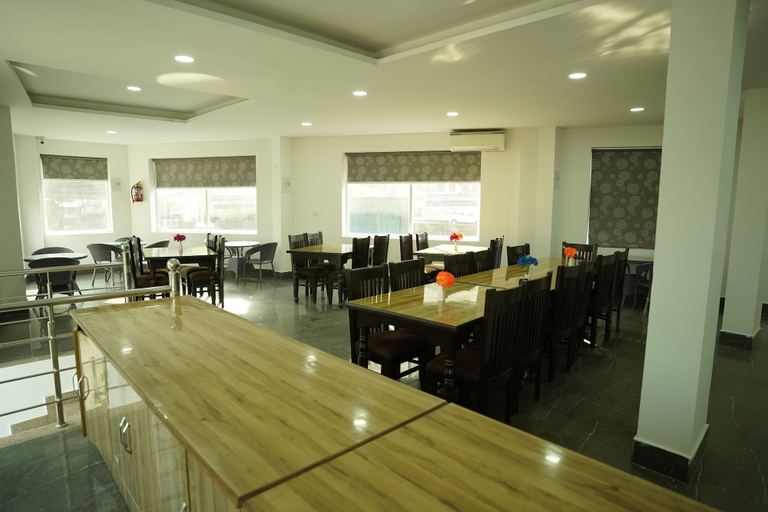Food & Drinks 5, Hotel Divine Aura - A Premium Hotel, Dehradun