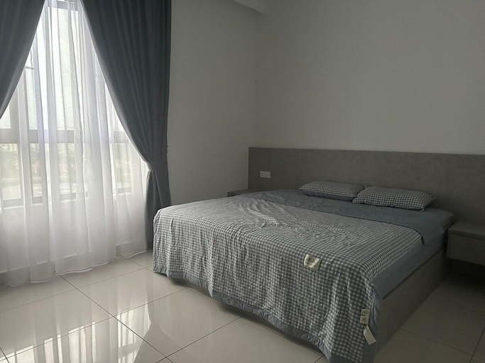 Bedroom, Fiifo TenKinrara-Pavillion-IOI Mall-SunwayPyramid, Puchong