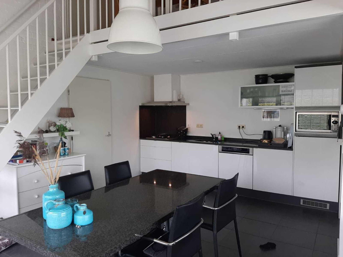 Others 4, Cozy House in Breskens near Scenic Beaches, Sluis