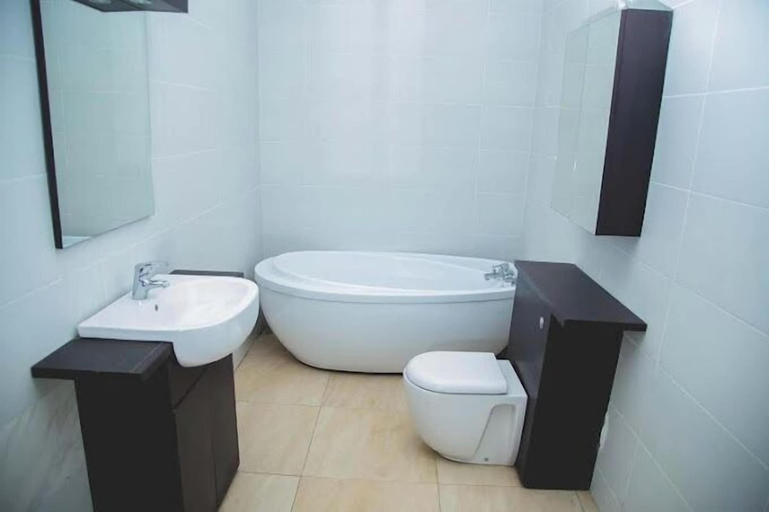 Bathroom 4, BRAVA HOTEL, IbadanNorth