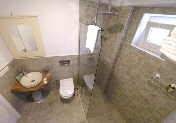 Bathroom 5, Morisi Konak, Çeşme