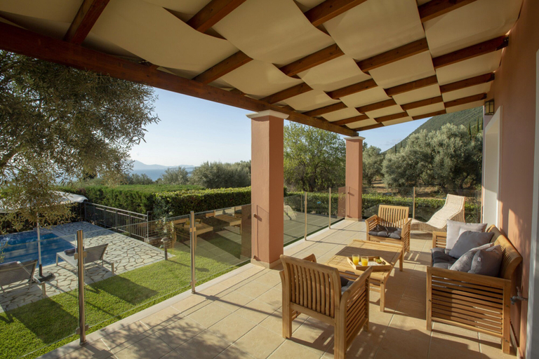 Room 5, Villa Olivia in Perigiali, Ionian Islands