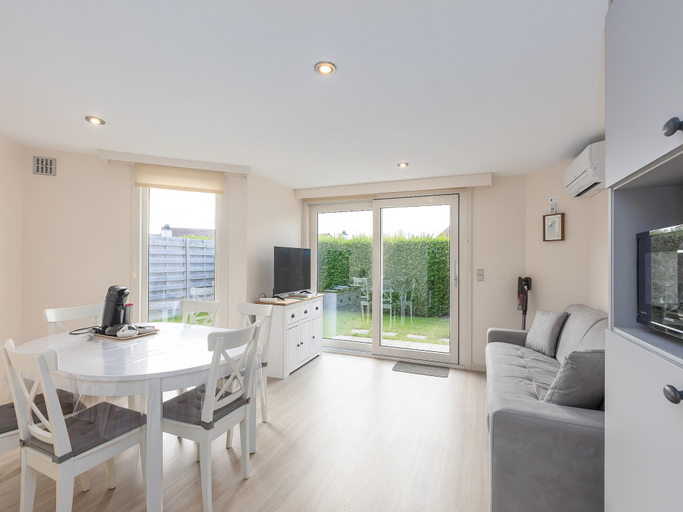 Others 2, Peacefully located holiday home near the sea, West-Vlaanderen