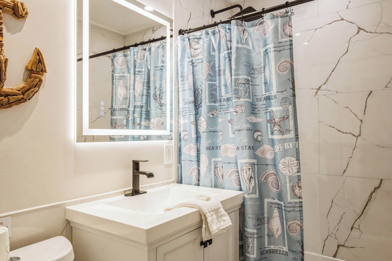 Bathroom 4, Lucky Charm by Tybee Vacation Rentals, Chatham