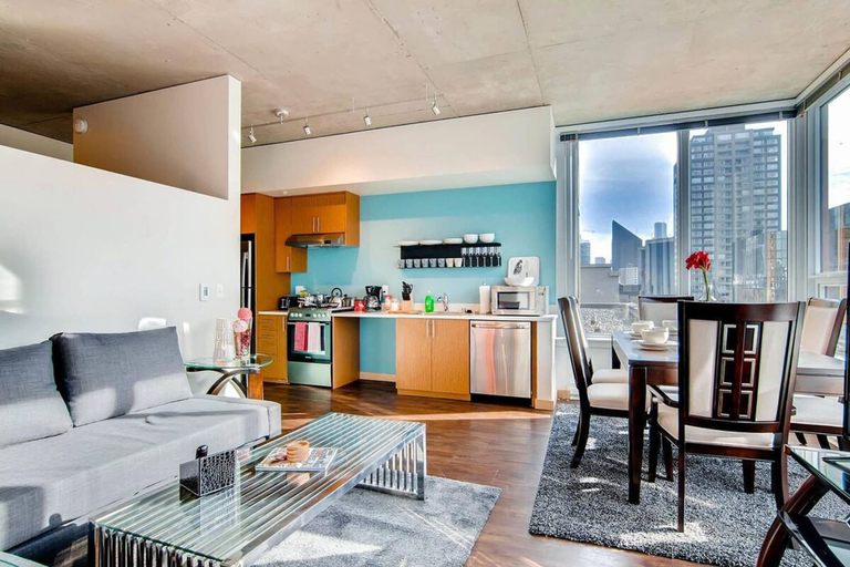 Room 4, 1 Location 2BR Across From Space Needle -vr1, Seattle