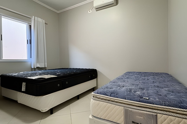Bedroom 3, Casa com piscina em Bertioga 1, Bertioga