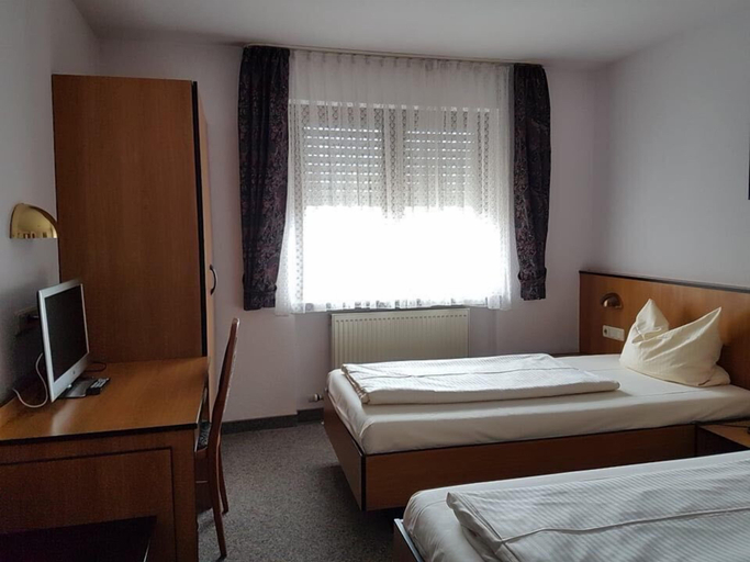Bedroom 3, TRAUBE Hotel Öffingen, Rems-Murr-Kreis