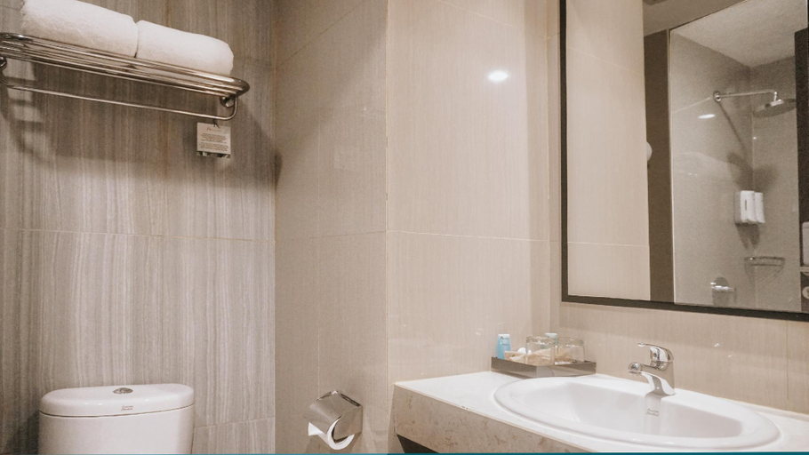 Bathroom 5