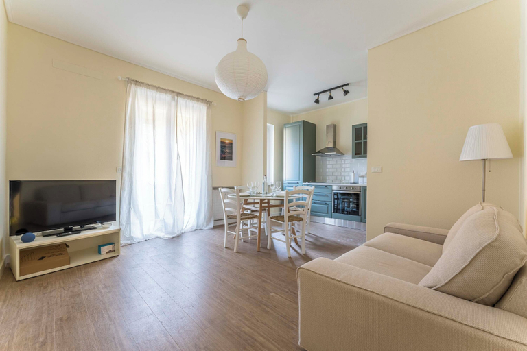 Others 5, Spacious Apartment In Sori With Terrace, Genova