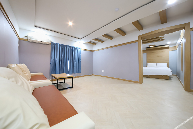 Bedroom 2, Iksan Olive, Iksan