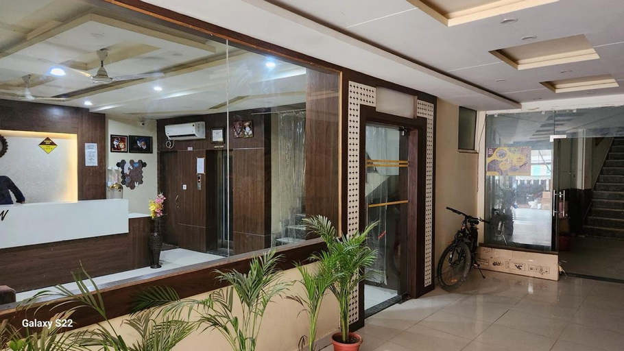Others 2, Hotel Shree Ji, Morena