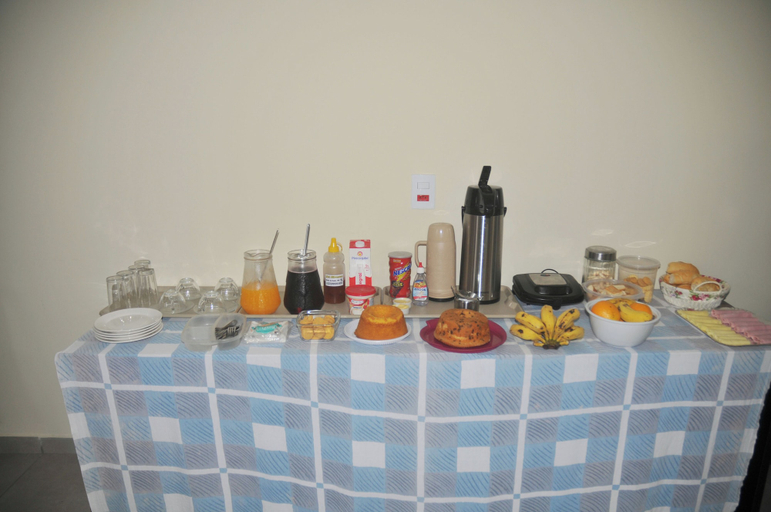 Food & Drinks, HOTEL HAWAII, Campos