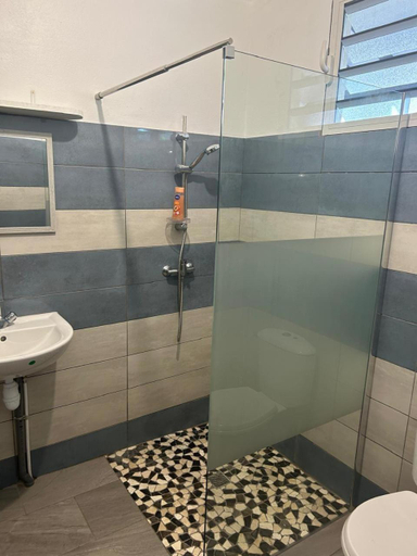 Bathroom 4, Villa Paletuvier Ste Luce Martinique proche plage, Basse-Pointe