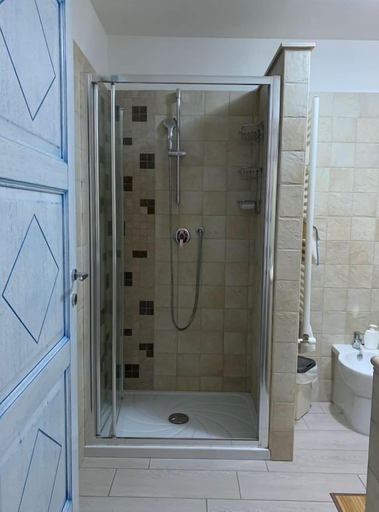 Bathroom 4, La Girandola, Carbonia-Iglesias