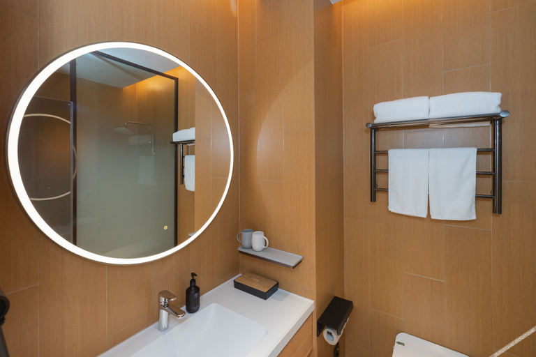Bathroom 4, Ji Hotel Taiyuan Qingxu Wenyuan Road, Taiyuan