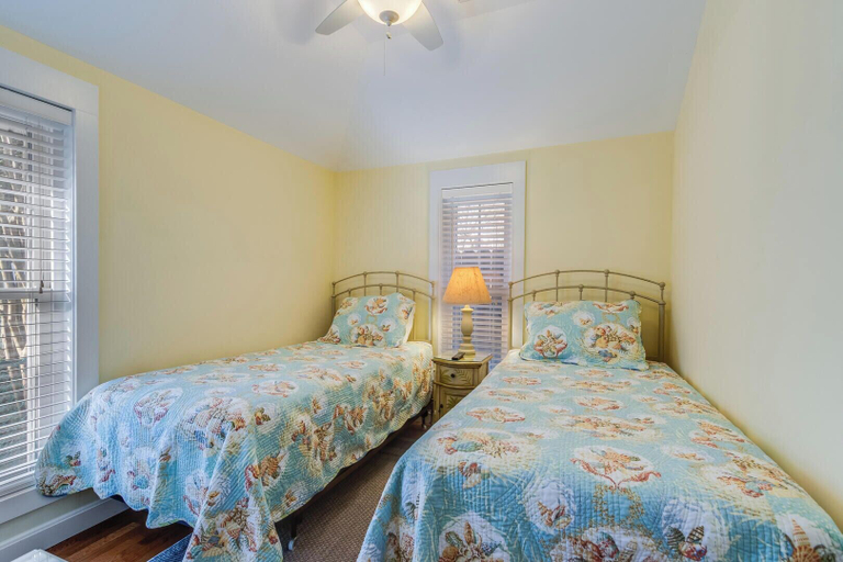 Bedroom 3, Delaware Avenue 34B, Sussex