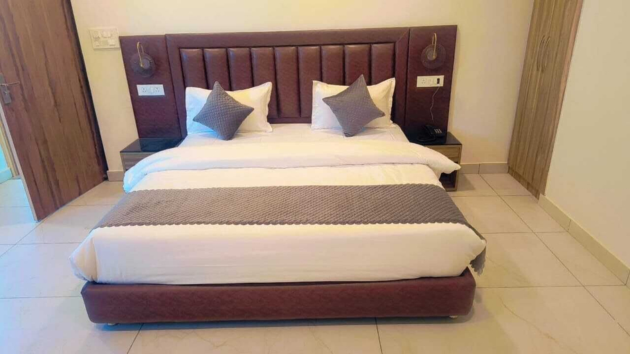 Bedroom 3, Rishikesh Heritage Resorts, Garhwal
