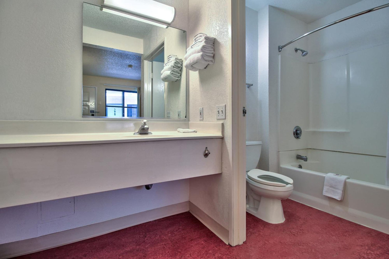 Bathroom 4, Motel 6 Yuma East, Yuma