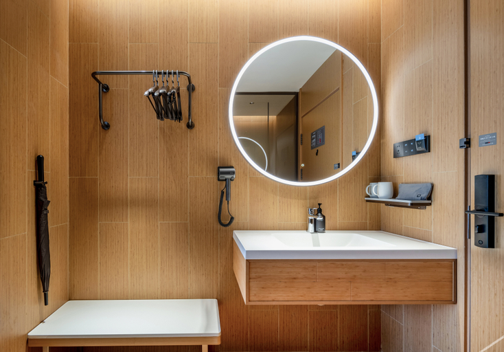 Bathroom 3, Ji Hotel Beihai Old Street Beibu Gulf Square, Beihai