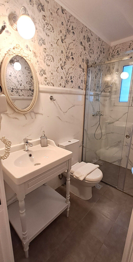 Bathroom 4, Garitsa bay Apartment, Ionian Islands